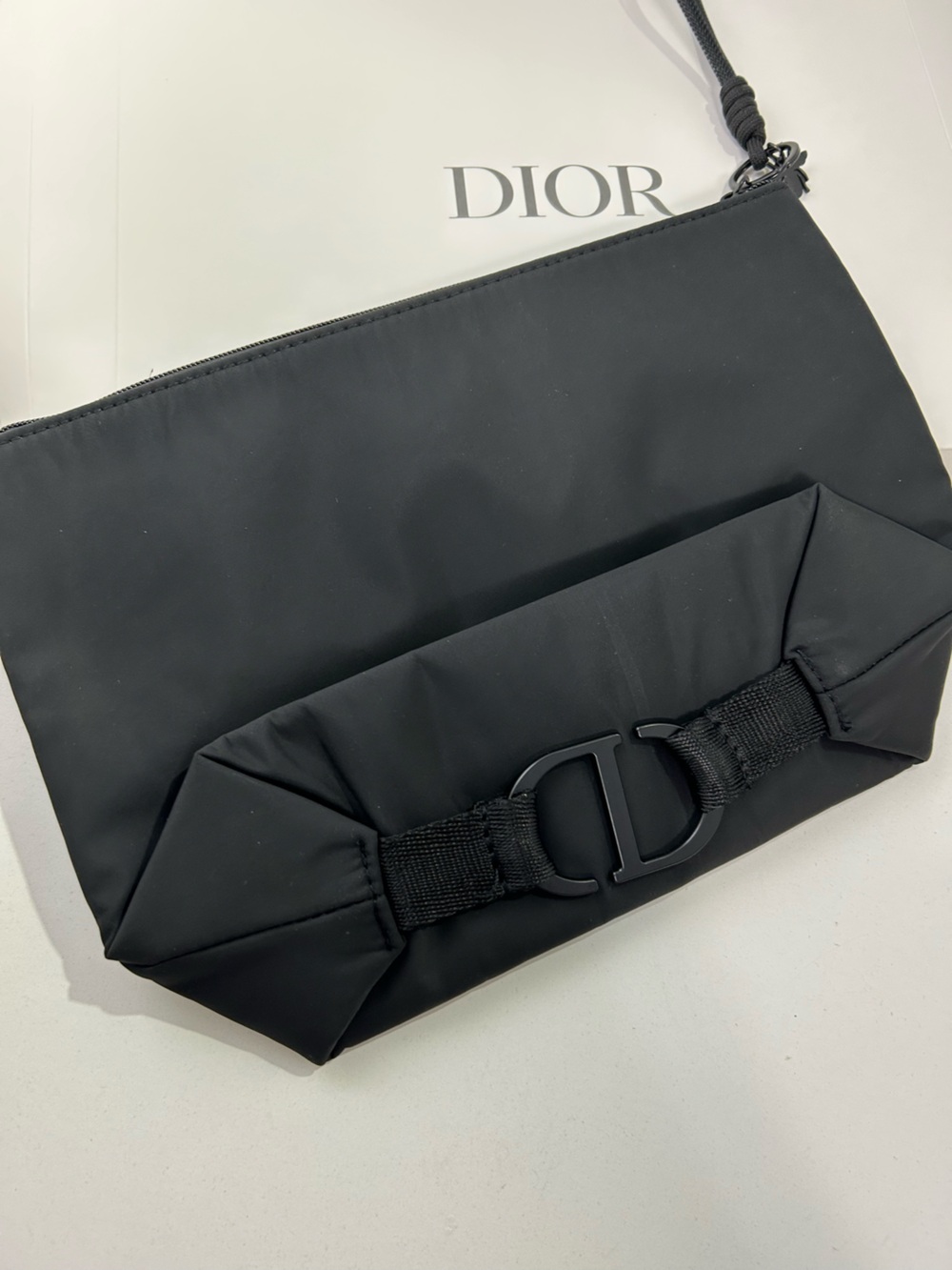 Dior beauty toiletry bag - Picture 7 of 11
